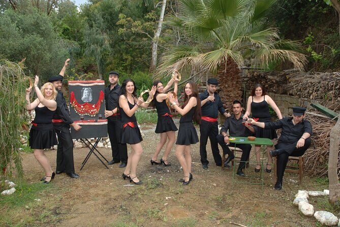 From Heraklion & Malia: Cretan Folklore Night with Buffet - The Experience in Detail