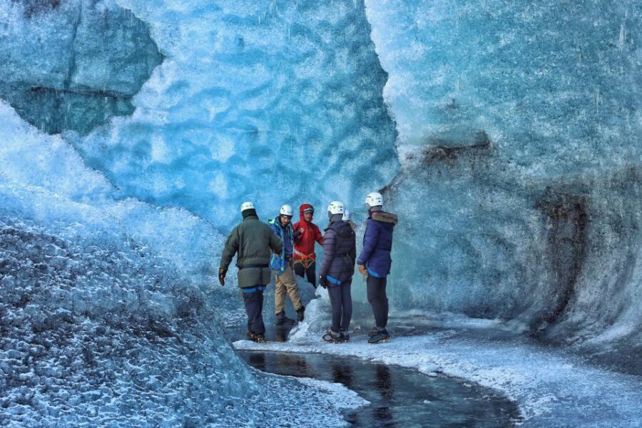 From Jökulsárlón: Ice Cave and Glacier Exploration Tour - The Experience of the Guides and Group