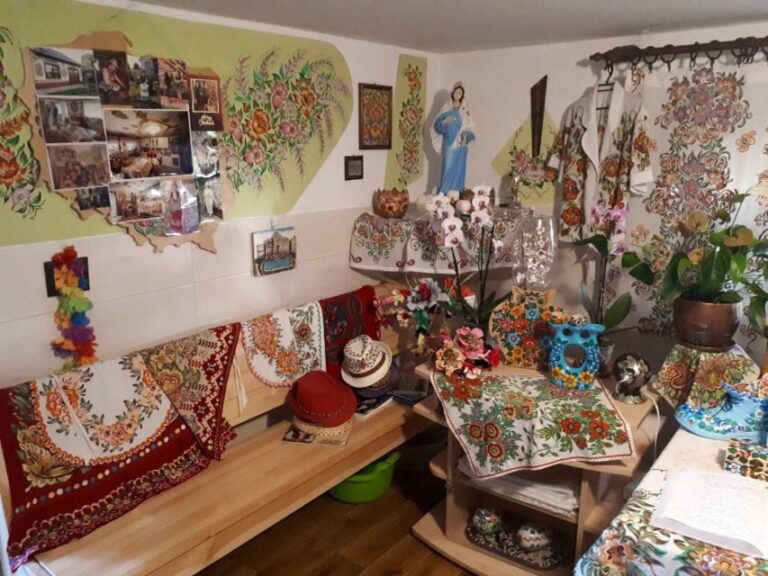 From Krakow: Zalipie Village Day-Tour - What to Expect from the Zalipie Tour