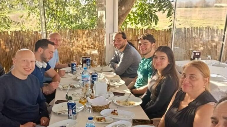 From kusadasi : Ephesus and House of Mary Tour for Crusiers - Authentic Guide and Multilingual Options