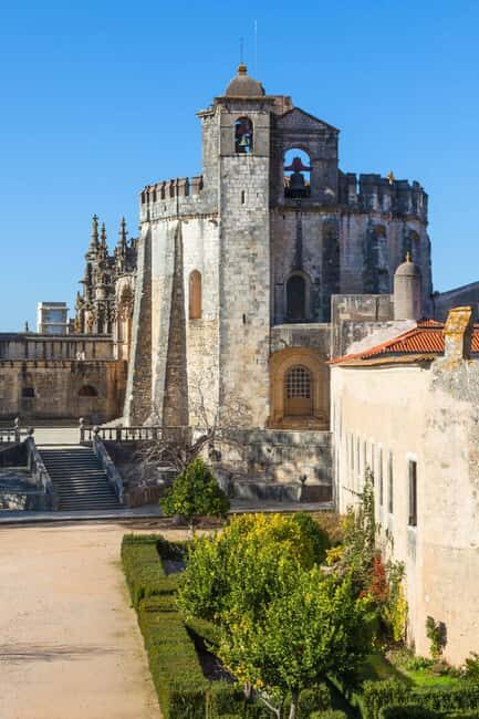 From Lisbon: Private Knights Templar Castle & Tomar Day Trip - Exploring the Town of Tomar