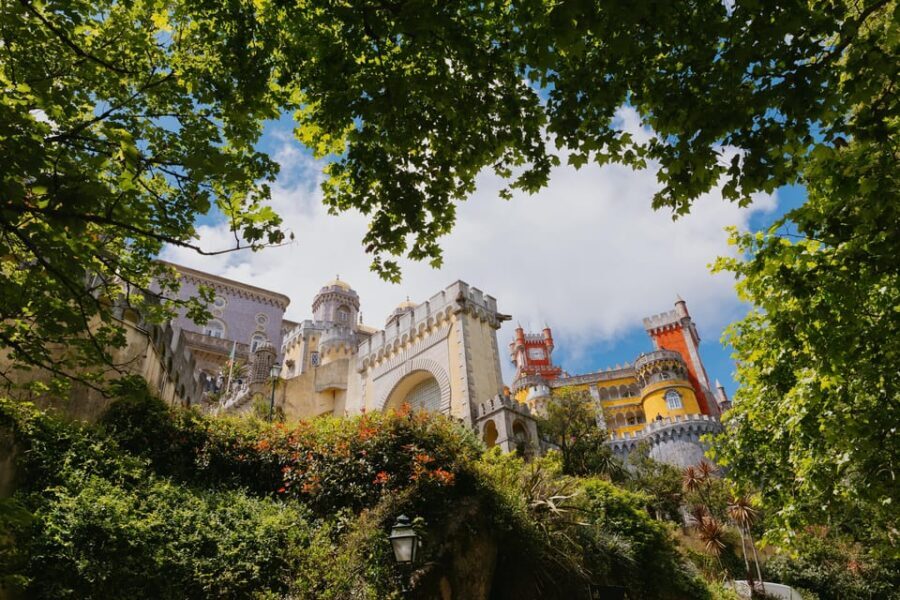 From Lisbon: Sintra, Pena Palace, Cascais and Wine Tasting - Visiting Sintras Historic Center