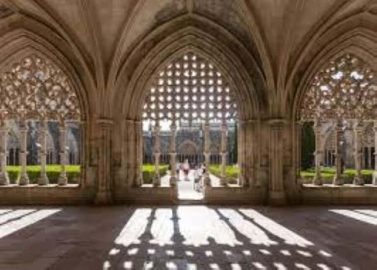 From Lisbon: Tomar, Batalha, Alcobaça, & Óbidos Templar Tour - Transportation & Group Dynamics