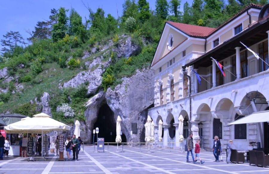 From Ljubljana: Postojna Cave & Predjama Castle Guided Trip - Final Thoughts: Who Is This Tour For?