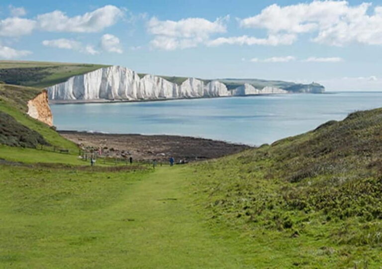 From London: Canterbury and White Cliffs of Dover Group Tour - How Good Is the Value?