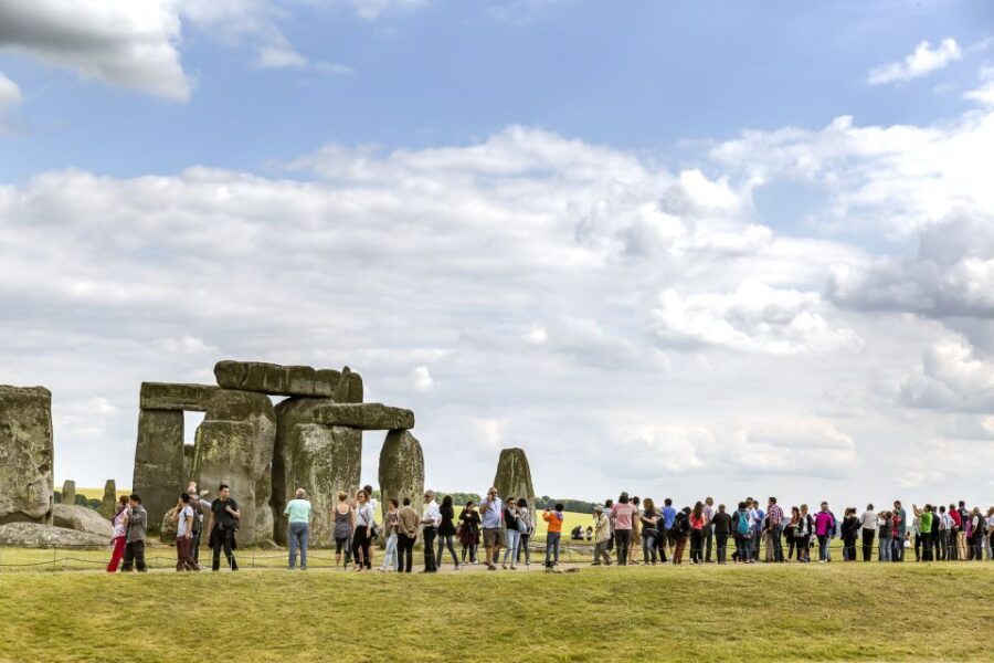 From London: Stonehenge Half-Day Tour - What to Expect at Stonehenge
