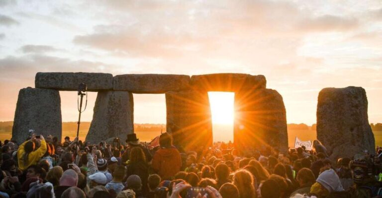 From London: Stonehenge Solstice Celebration Tour - The Extra Stops: Avebury and Lacock