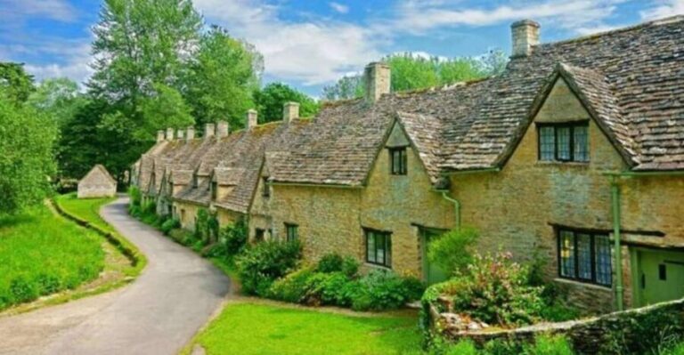 From London: The Cotswolds Day Trip with Lunch - The Group and Transportation
