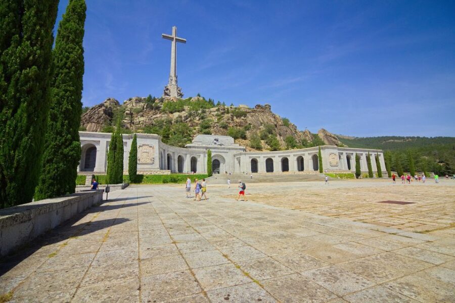 From Madrid: El Escorial and Valley's Basilica Half Day Tour - What’s Included and What Not