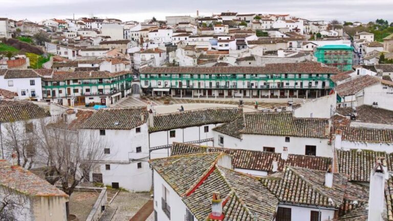 From Madrid: Guided Day Trip to Chinchon, Aranjuez & Toledo - Who Should Consider This Tour?