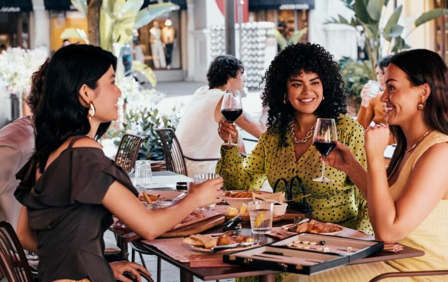 From Milan: Luxury Shopping Day Trip with VIP Discount - How the Day Is Structured