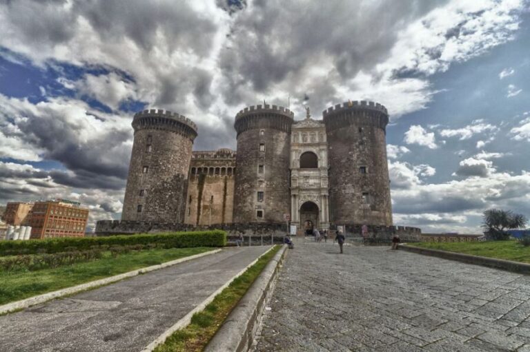 From Naples: Half-Day City Walking & Bus Tour Gulf of Naples - An Intro to Naples’ Historic Heart