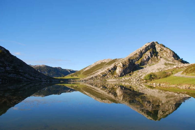 From Oviedo: Covadonga Lakes, Cangas de Onís, and Lastres - Final Thoughts: Who Is This Tour Perfect For?