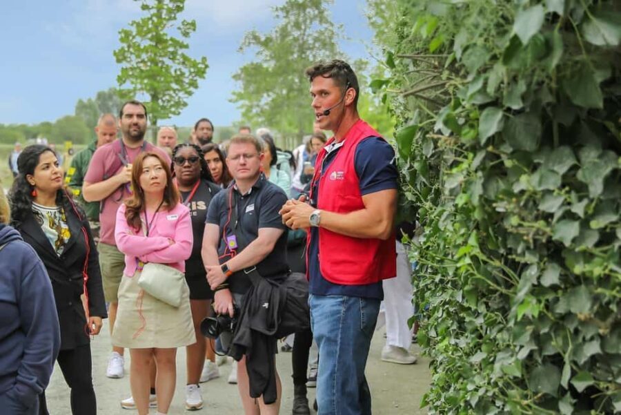 From Paris: Full-Day Mont Saint-Michel Guided Tour - Visiting the Abbey and Gothic Architecture