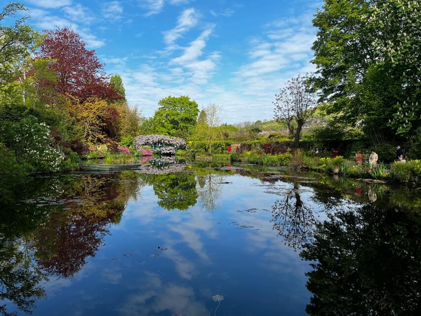 From Paris : Giverny & Orsay Museum - Private Tour - Lunch Break in Giverny