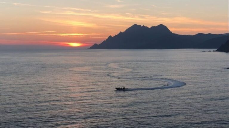 From Porto: Piana Creeks and Scandola Semi-Rigid Boat Tour - The Experience and Atmosphere