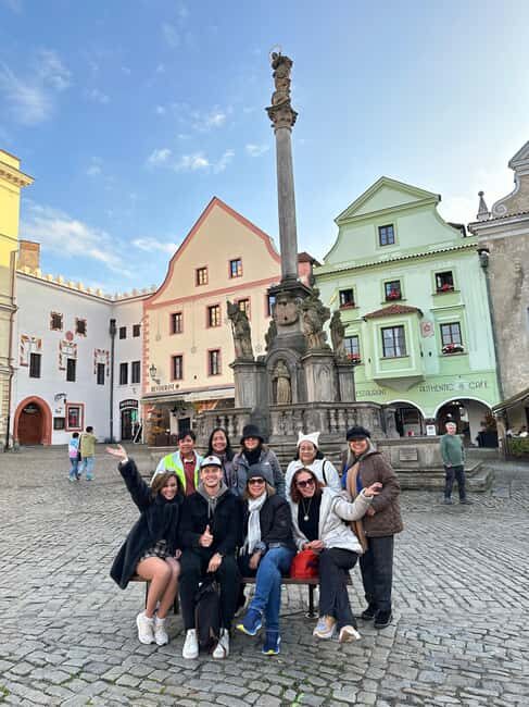From Prague: Premium Amazing day trip to eský Krumlov - The Castle Experience