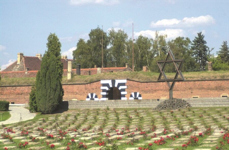 From Prague: Terezin Concentration Camp & Memorial Tour - The Guide & Group Dynamics