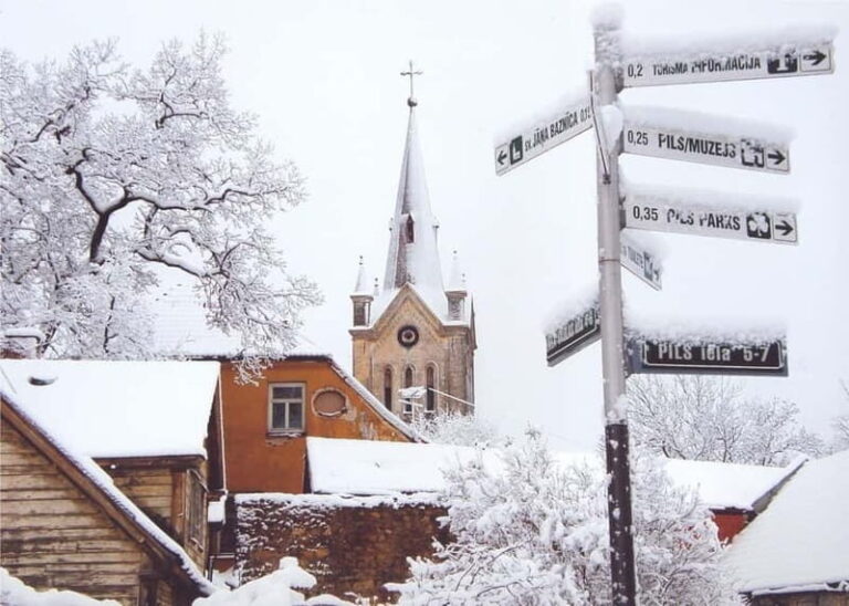 From Riga: Cesis and Sigulda Day Trip with Hotel Transfers - The Sum Up