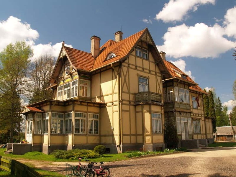 From Riga: Ligatne Village and Gauja River National Park - Who Should Consider This Tour?