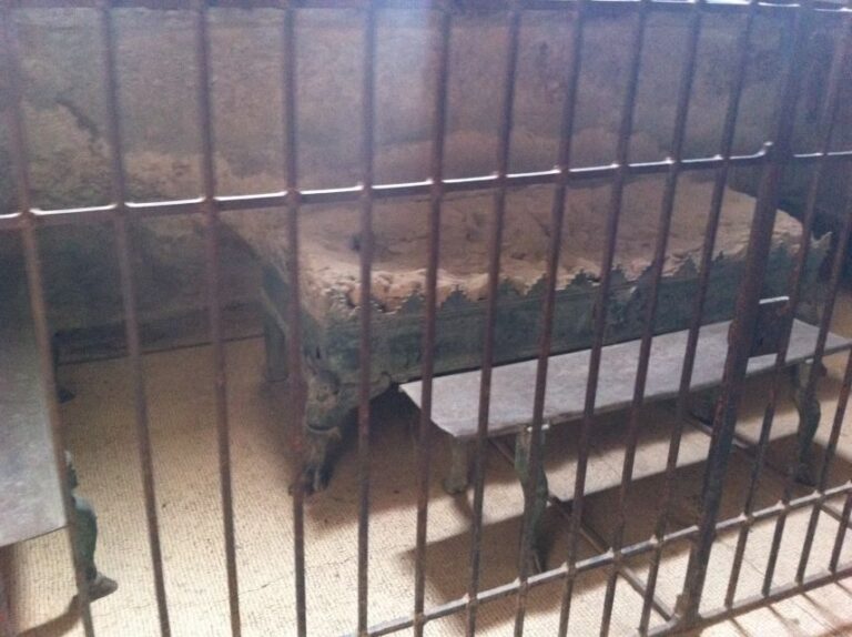 From Rome: Pompeii & Amalfi Coast Full-Day Private Tour - Pompeii: The Ancient City That Still Speaks