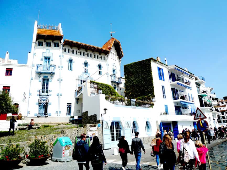 From Roses: Boat trip and visit Cadaqués all day - The Itinerary: What to Expect