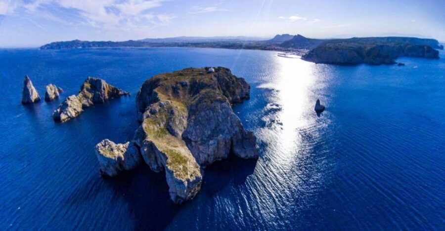 From Roses: Medes Islands Boat Tour with El Estartit Visit - The Value of the Experience