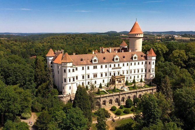 From Salzburg to Prague, Private Transfer with 2h of Sightseeing - Real Experiences from Travelers