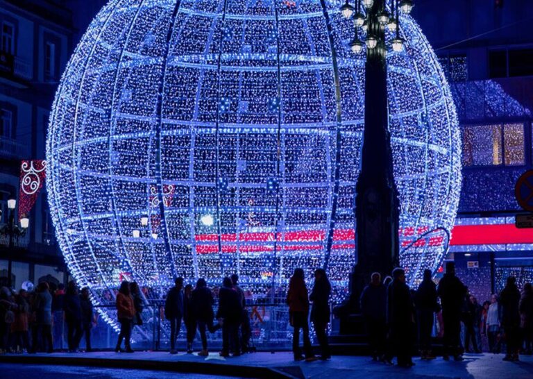 From Santiago: Christmas Lights of Vigo And Pontevedra - What Makes This Tour Stand Out?