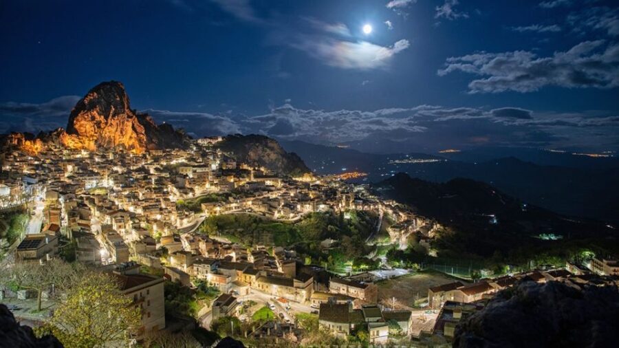 From Sciacca: Caltabellotta Private Tour with Food Tasting - Who Should Consider This Tour?