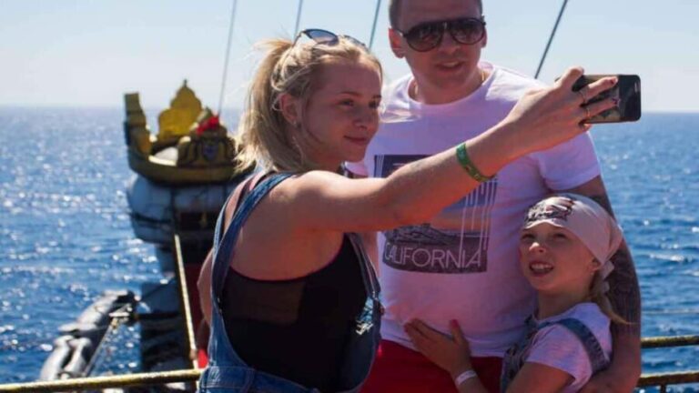 From Side: Alanya Baot Tour: Choose Daytime or Sunset Tour - Midway: Free Time in Alanya Harbor