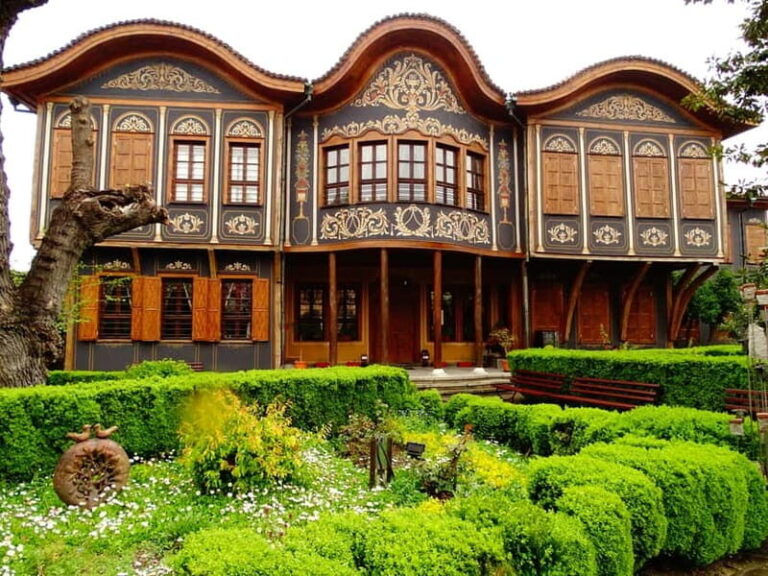 From Sofia: Plovdiv with audio guide + free pick-up - How the Price Reflects the Experience