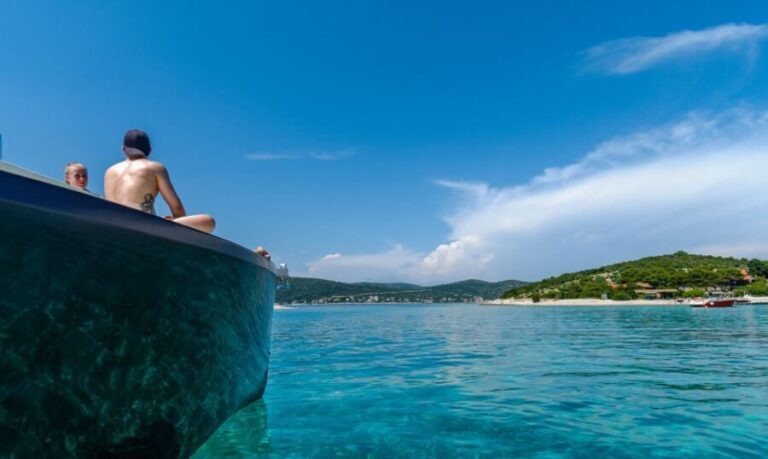 From Split: Blue Cave and Hvar by Luxury Boat - What’s Included & What’s Not