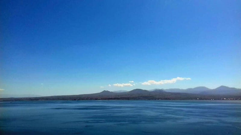 From Tbilisi: Armenia Day Trip with Yerevan and Lake Sevan - Lunch Break and Scenic Views