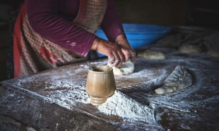 From Tbilisi: Kakheti Wine Region Tour with 9 Wine Tastings - The Experience in Detail: Pros and Cons