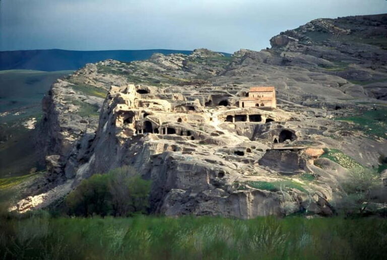 From Tbilisi: Mtskheta, Jvari, Gori, Uplistsikhe Guided Tour - Who Should Consider This Tour?