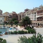 From the Old Town to the City of Arts  Small Group Bike Tour - Exploring the Green Heart: Jardi del Turia