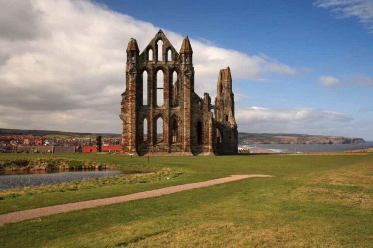 From York: Yorkshire Moors & Whitby Small-Group Day Tour - Exploring the Yorkshire Moors