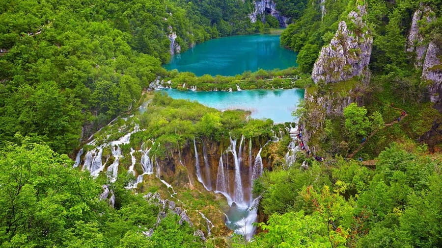 From Zagreb: Plitvice Lakes National Park Full-Day Tour - The Day in the Park