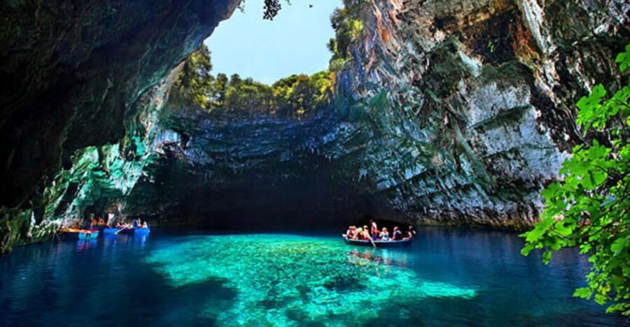 From Zakynthos: Kefalonia Island Full Day Tour by Bus & Boat - Crossing to Kefalonia: The Ferry Experience