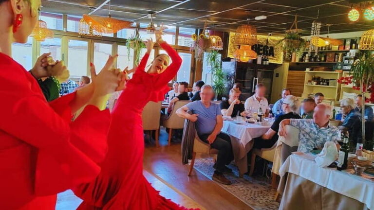Fuengirola: Flamenco Show & Dinner at Tipi Tapa, near Mijas - The Dinner: More Than Just a Snack