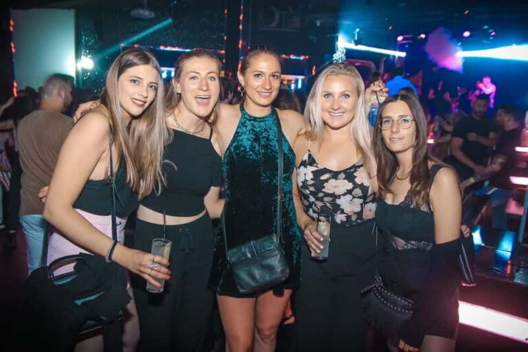 Fuerteventura: Corralejo Pub Crawl and Tapas Tour - Who Should Consider This Tour?