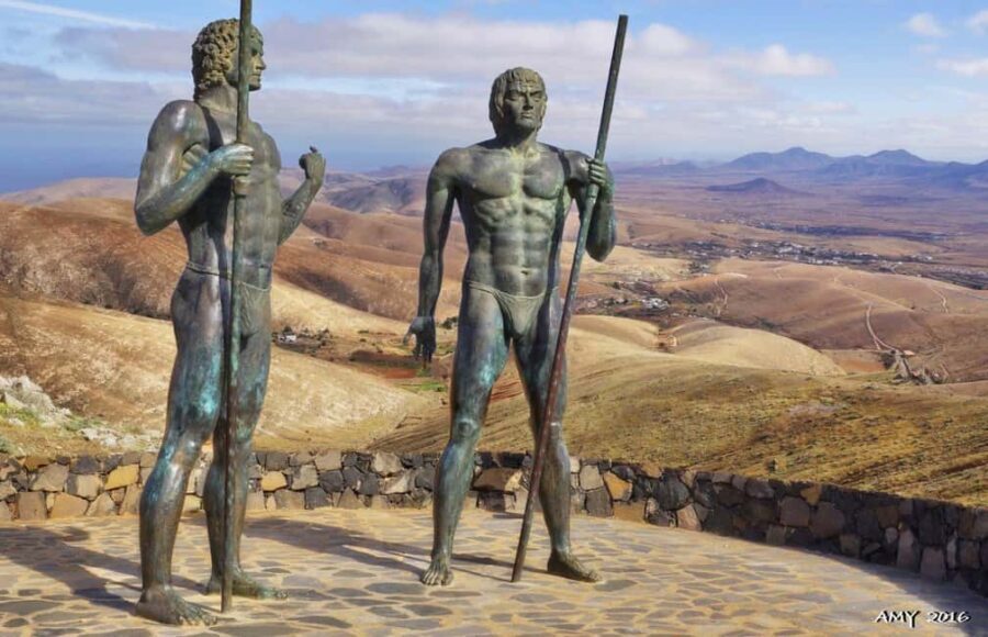 Fuerteventura: Visit all the highlights in 1 day with 8 pax - Why This Tour Works Well