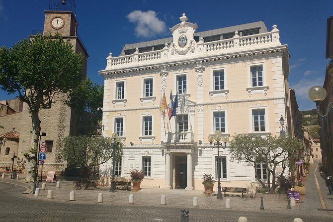 Full-Day 3 Village Tour of Provence: Splendid & Secret - Is This Tour Right for You?