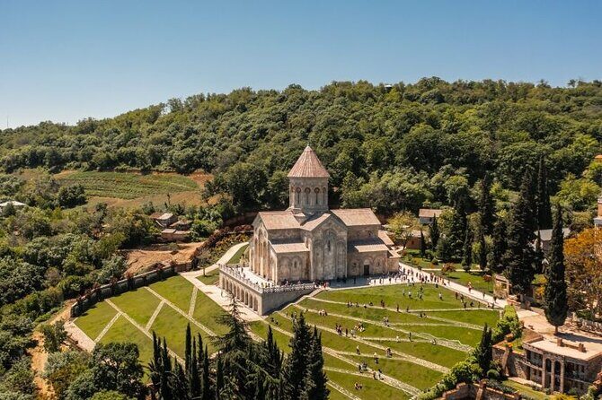 Full Day Bodbe Sighnaghi and Telavi Wine Tasting Tour - Things to Keep in Mind