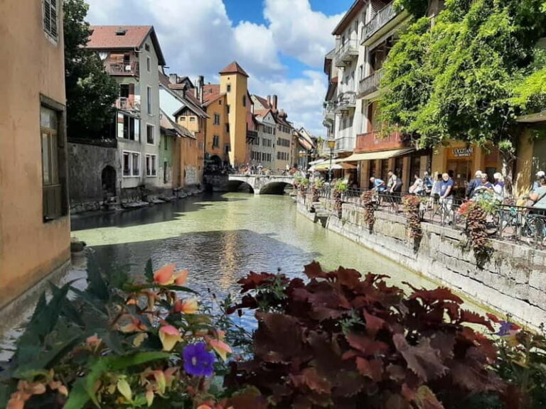 Full-day private tour from Geneva to Annecy - The journey from Geneva to Annecy