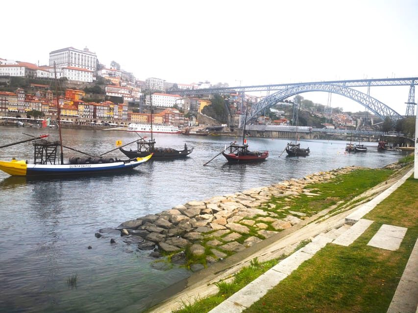 Full Day Private Tour from Lisbon to Porto - Exploring Portos Historic Area