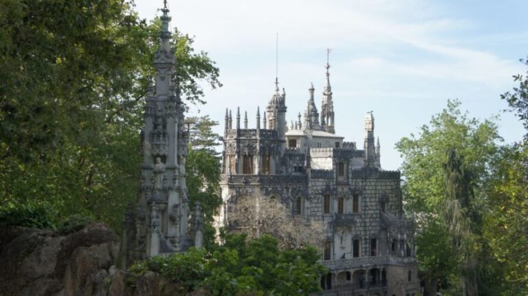 Full-day Private tour in Sintra and important landmarks - Driving Along the Scenic Atlantic Coast