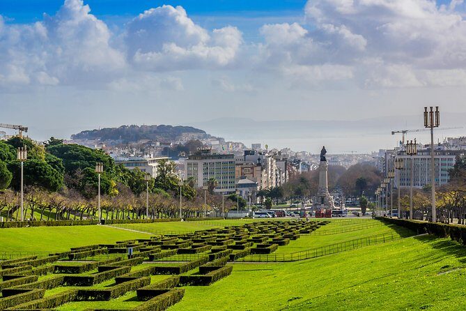 Full-Day Private Tour of Lisbon and Sintra - The Guide and Overall Experience
