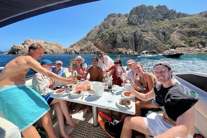 Full Day Private Yacht Charter on our Pershing 40 in Saint Tropez - What’s Included and What’s Not